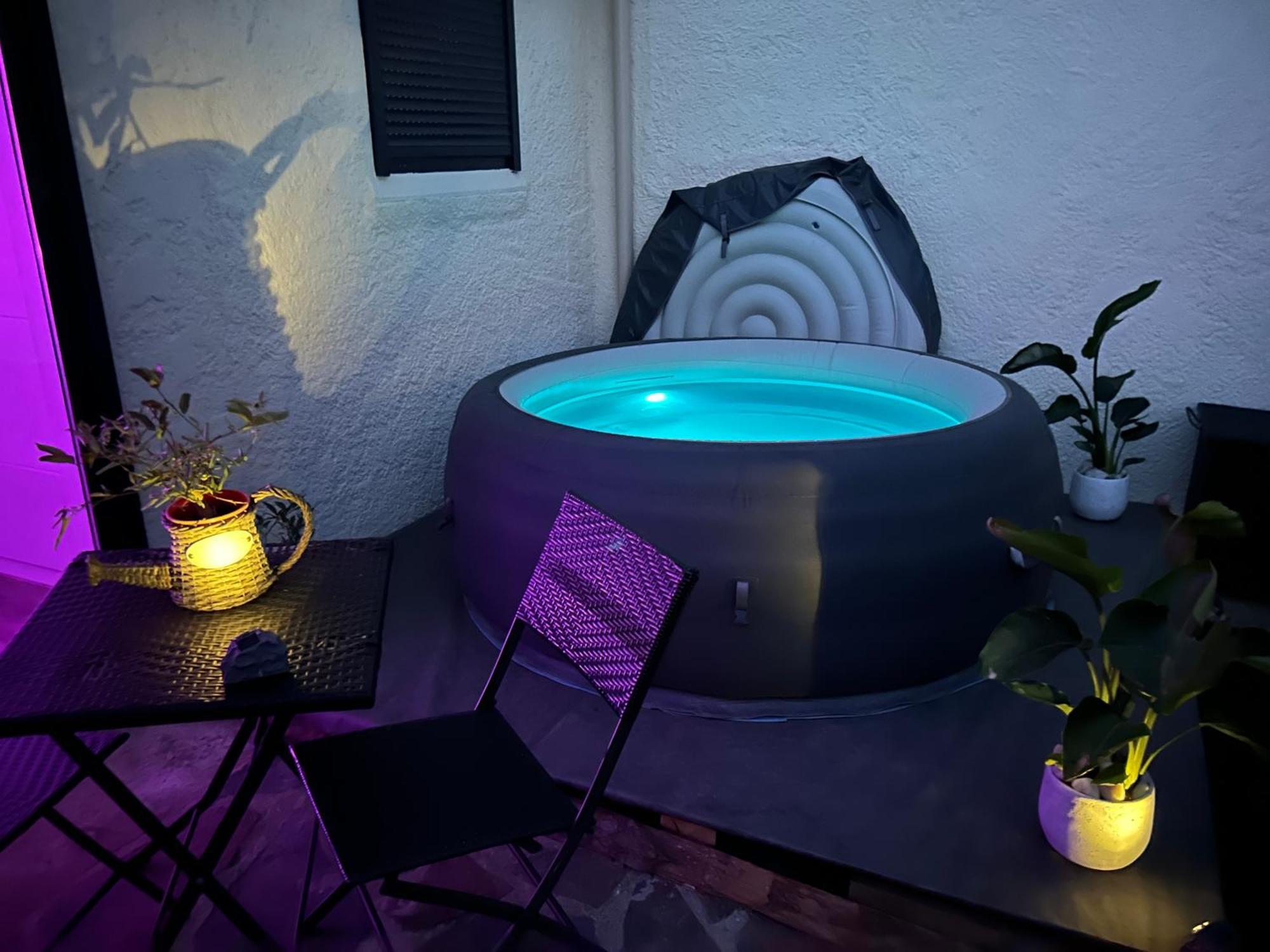 Belle Chambre Privee Avec Le Jardin Privatif Et Le Jacuzzi Кавалере-сюр-Мер Екстериор снимка