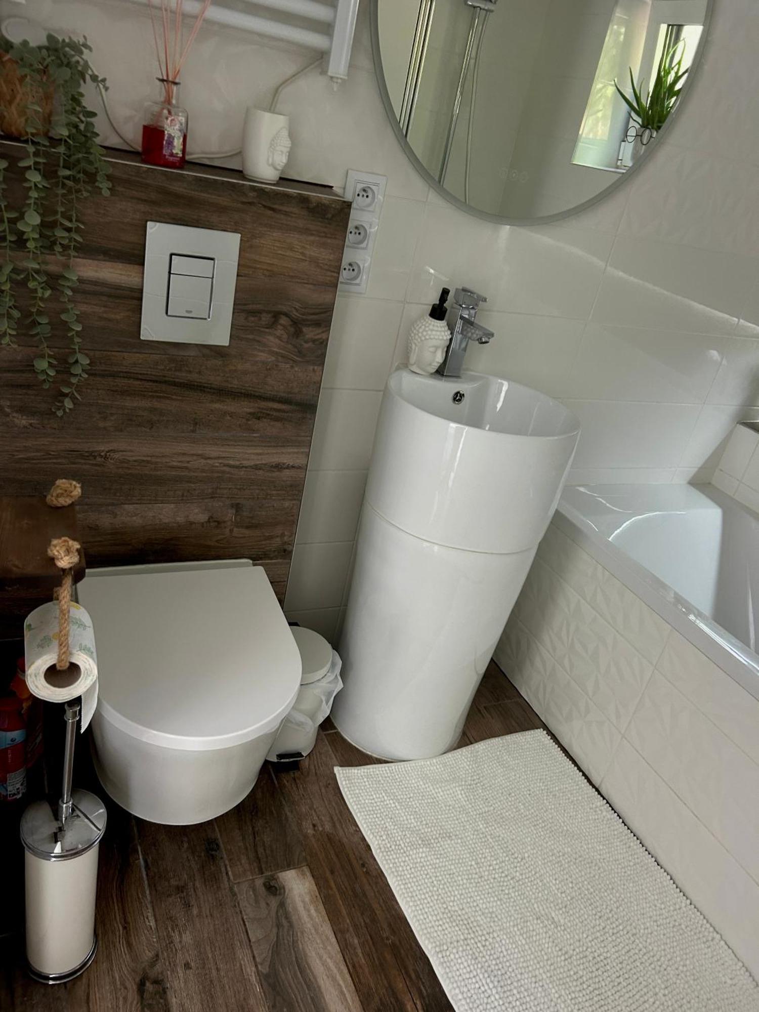 Belle Chambre Privee Avec Le Jardin Privatif Et Le Jacuzzi Кавалере-сюр-Мер Екстериор снимка